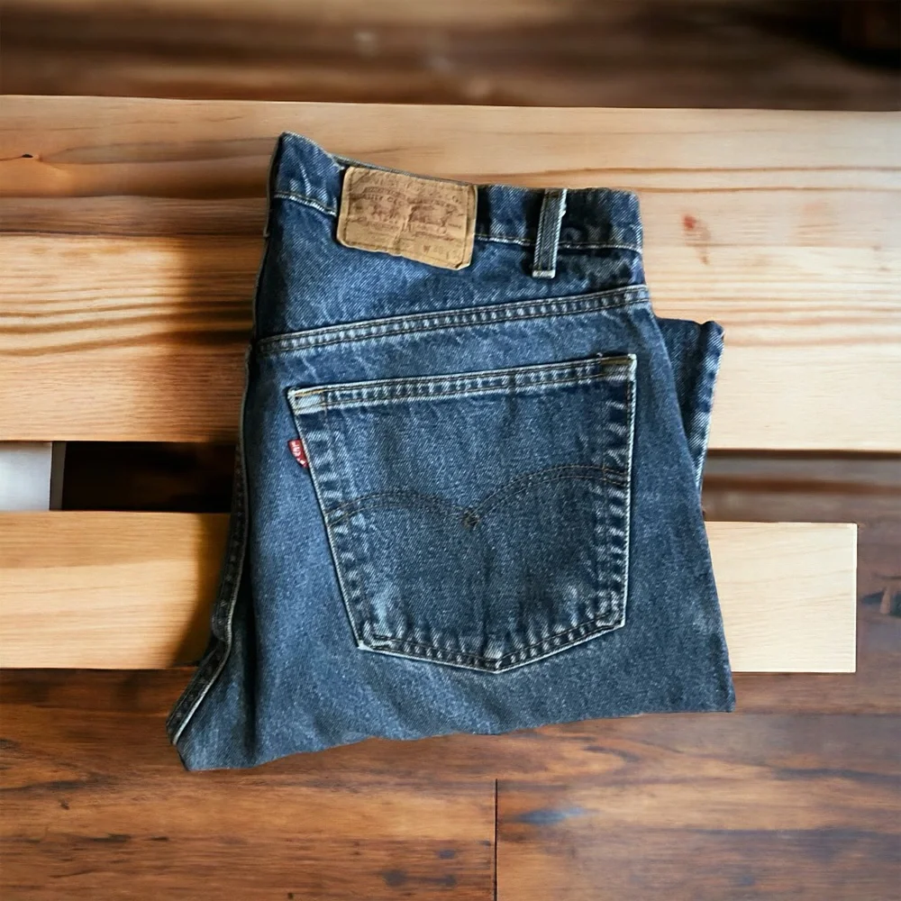 Levi’s 505 Zipper🪰100% Cotton Classic Jeans!